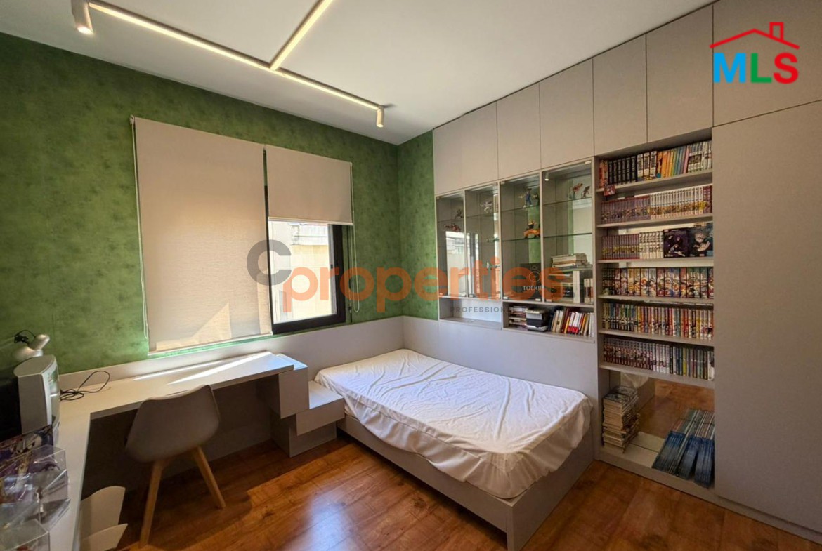 Apartment for sale in Hazmieh – Prime Location – CPMK183