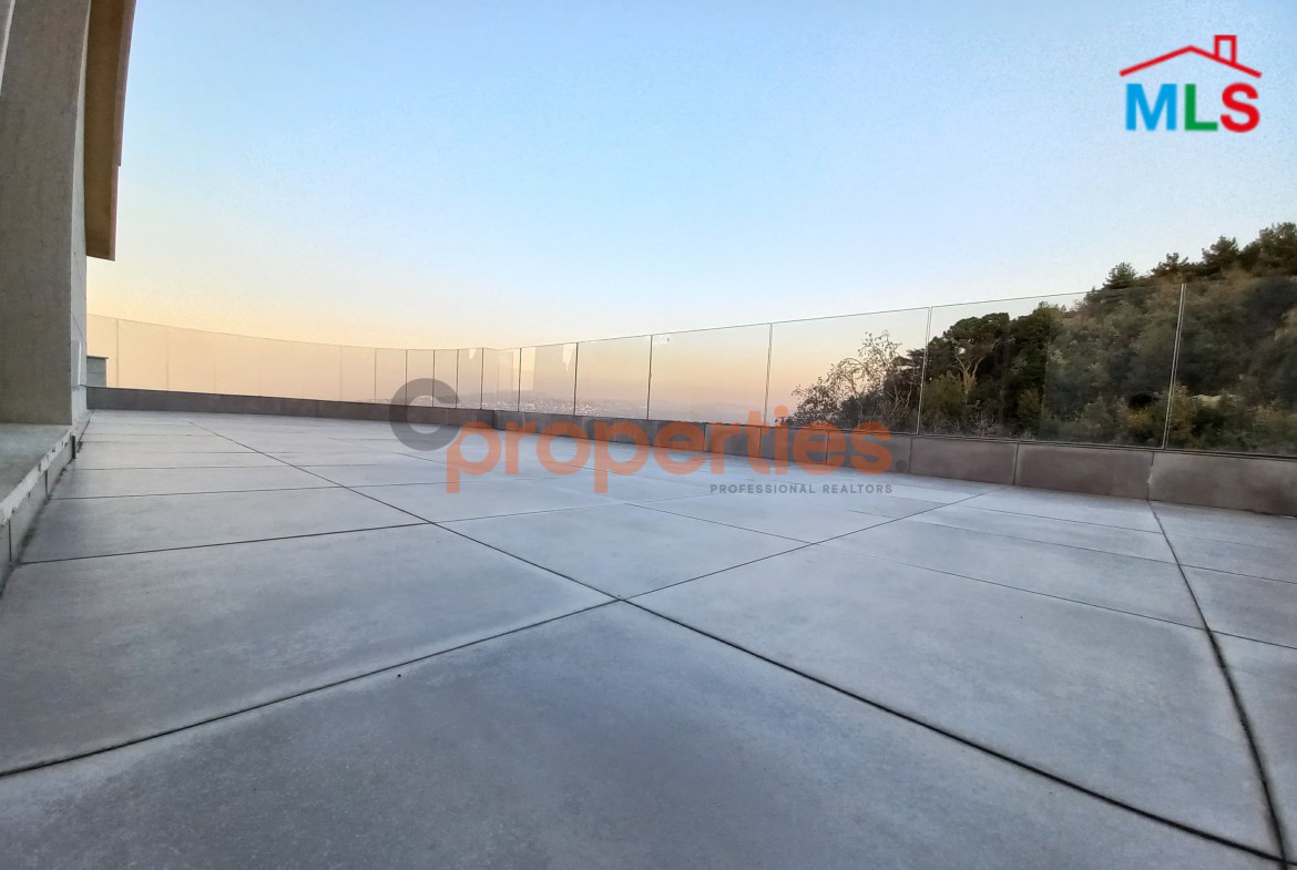 Stunning 300 sqm Duplex In Bikfaya For Sale – CPSK05