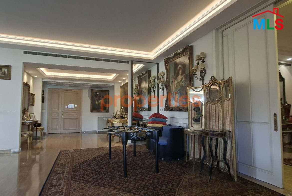 Apartment For Sale In Achrafieh – CPBWW83