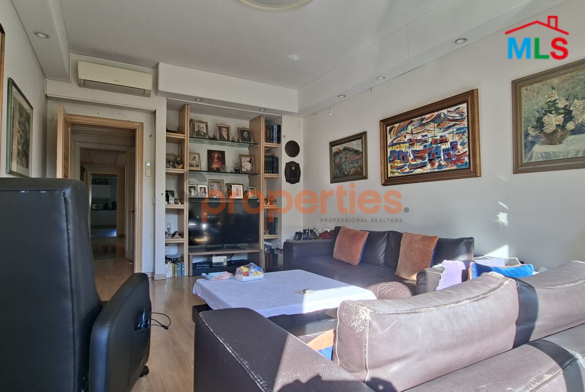 Apartment For Sale In Achrafieh – CPBWW83