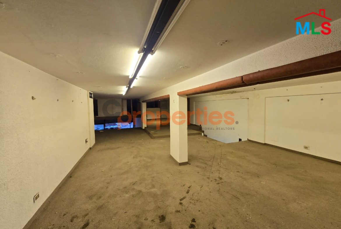 Shop For Sale In Furn El Chebbak – CPJA46