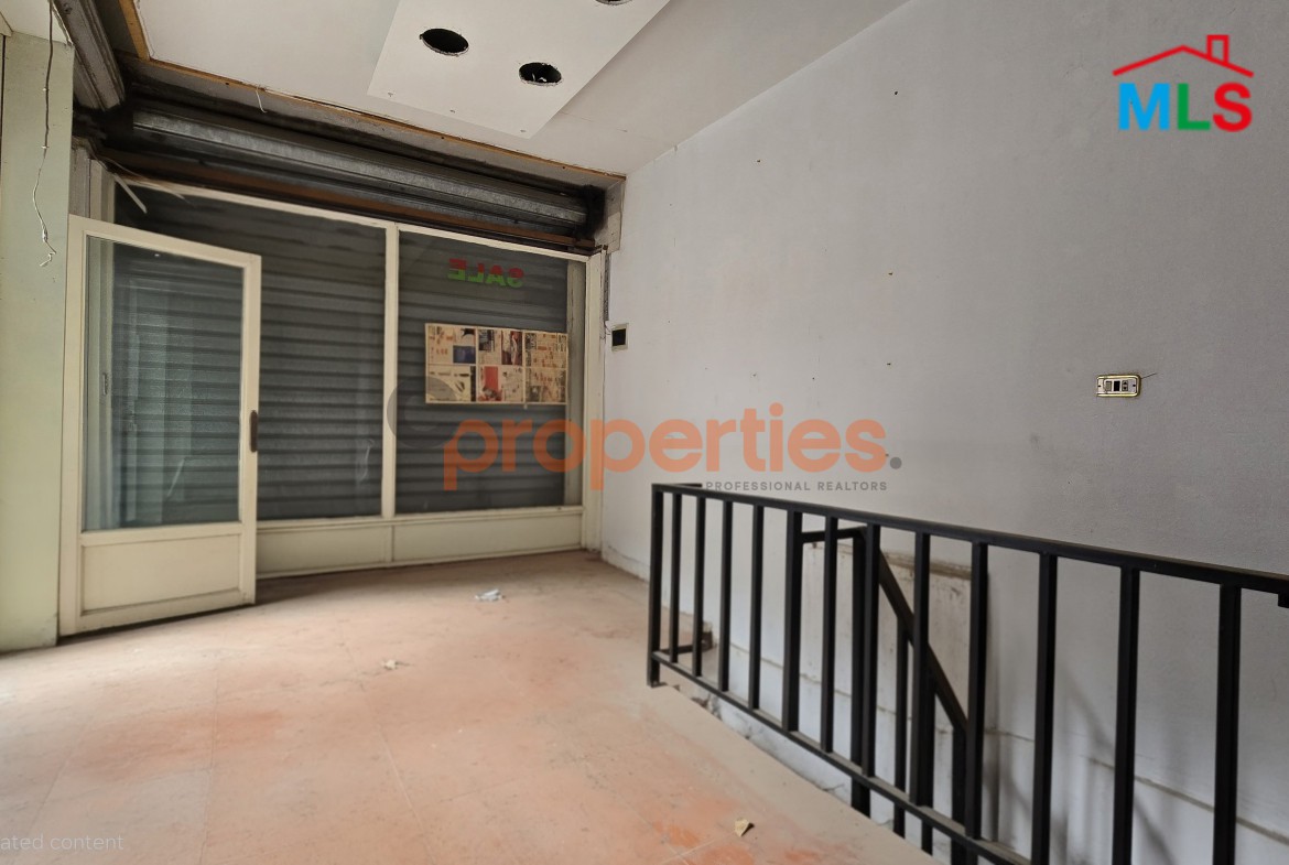 Shop For Sale In Souk Mouawad – Harek Hreik – CPJA45