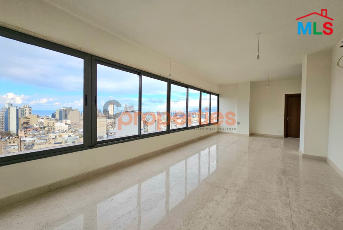 Apartment For Sale In Achrafieh – CPBWW84