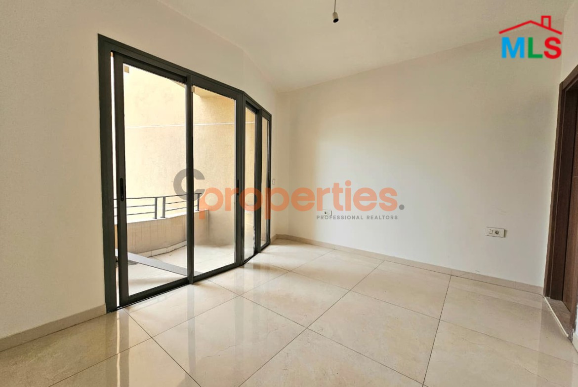 Apartment For Sale In Achrafieh – CPBWW84