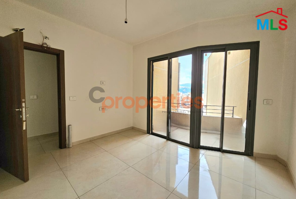 Apartment For Sale In Achrafieh – CPBWW84