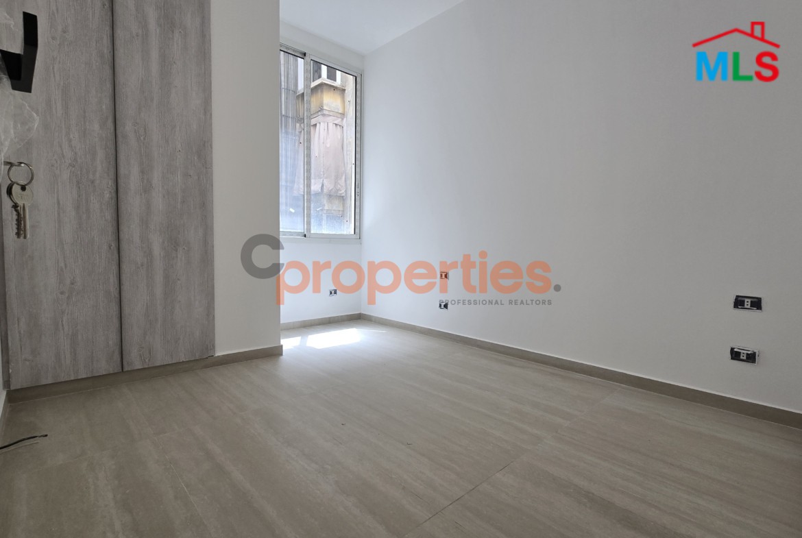 Apartment For Sale In Furn El Chebbak – CPJA42