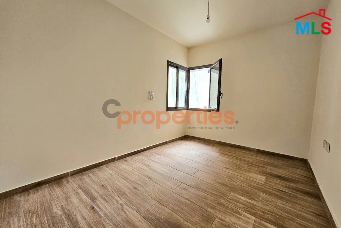 Apartment For Sale In Achrafieh – CPBWW81