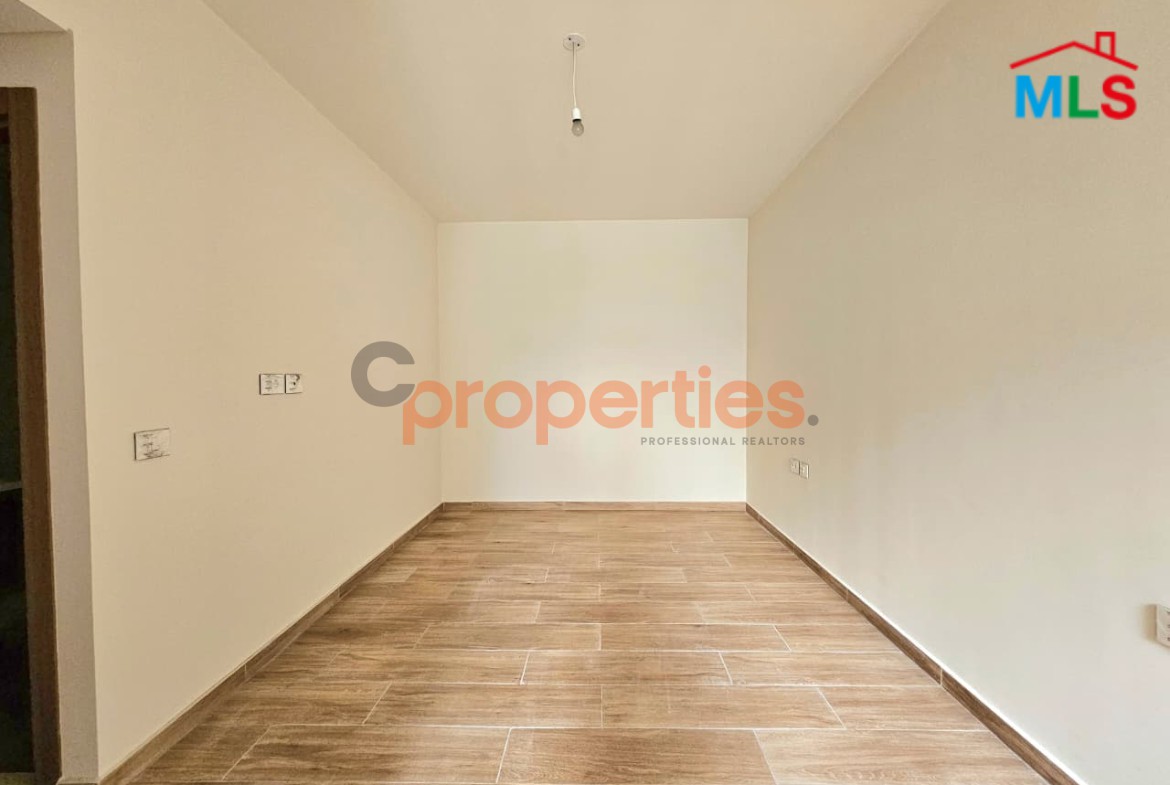 Apartment For Sale In Achrafieh – CPBWW81