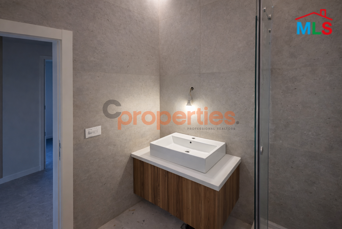 Luxurious Apartment For Sale In Mar Roukoz | CPCC94