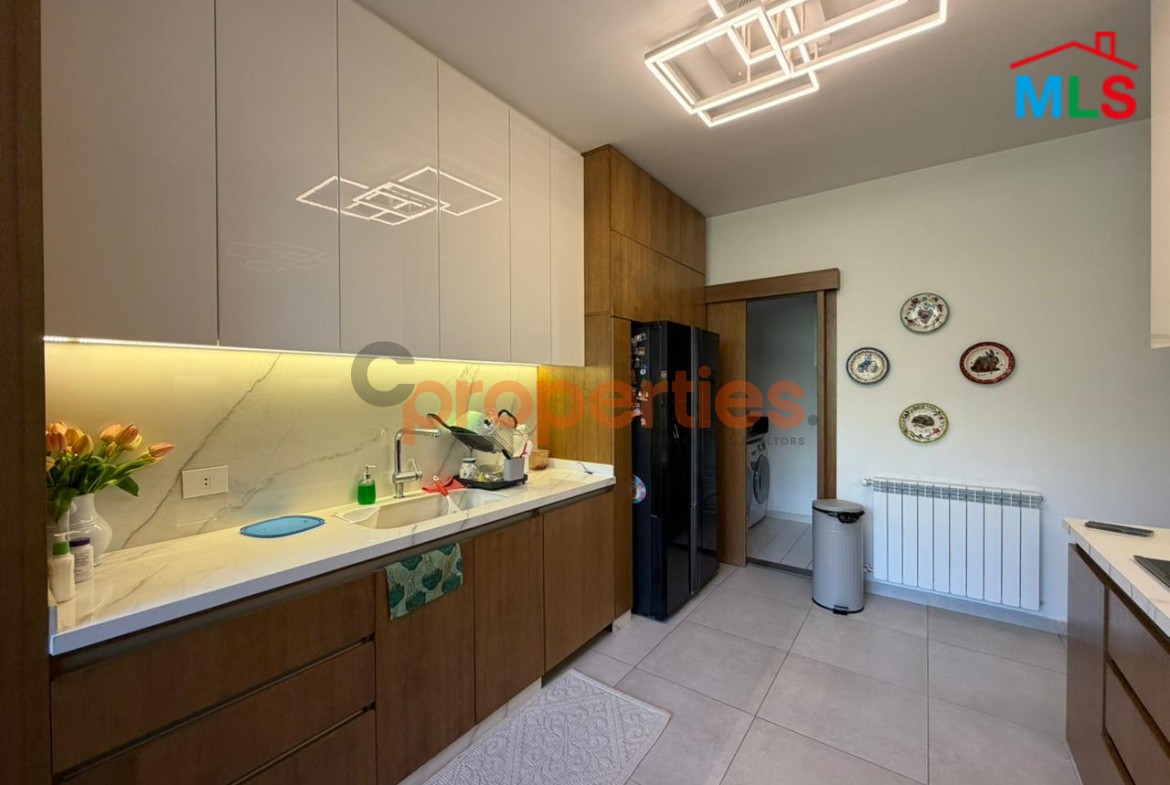 Apartment for sale in Hazmieh CPMK177