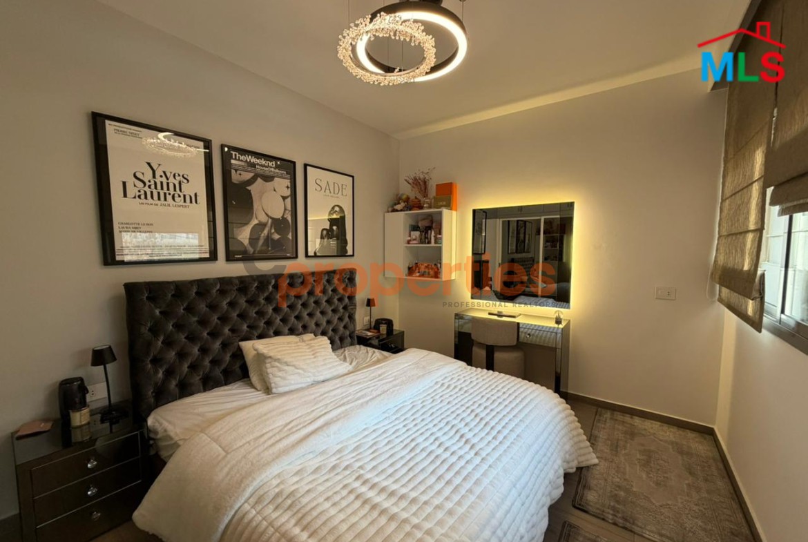 Apartment for sale in Hazmieh CPMK177
