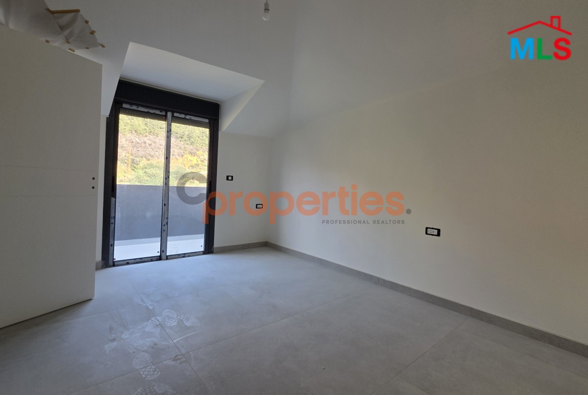 Apartment for Sale in Fanar – CPSM431