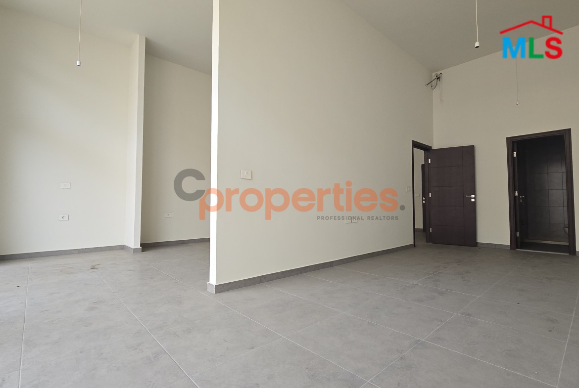 Office For Sale In Furn El Chebbak – CPJA38