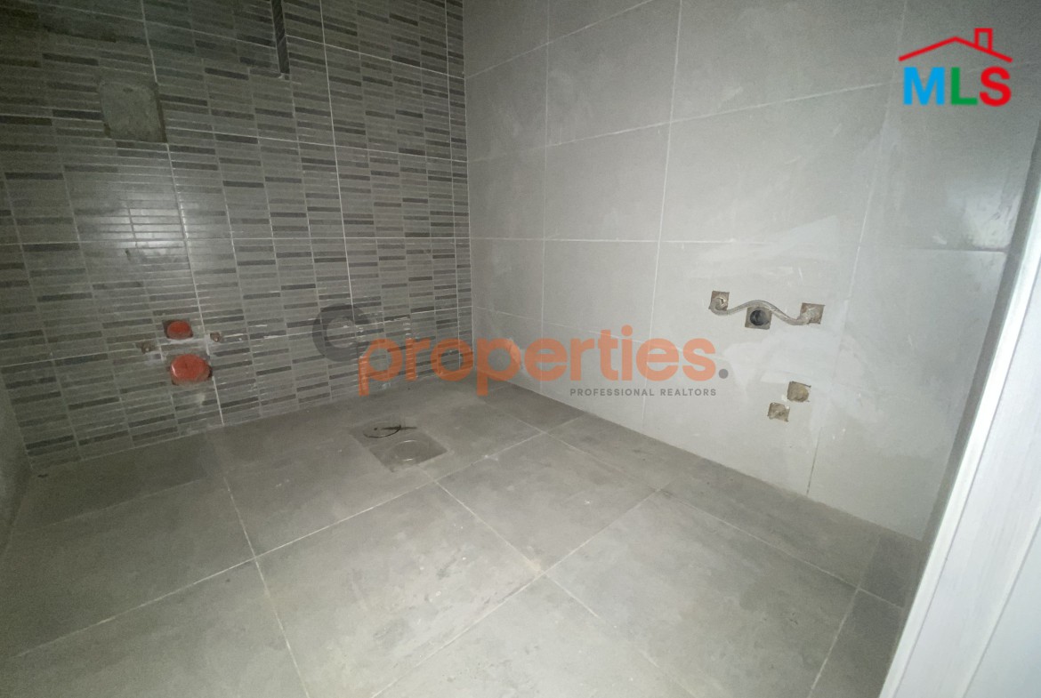 Modern Apartment with Large Terrace for Sale in Biakout – CPFY91