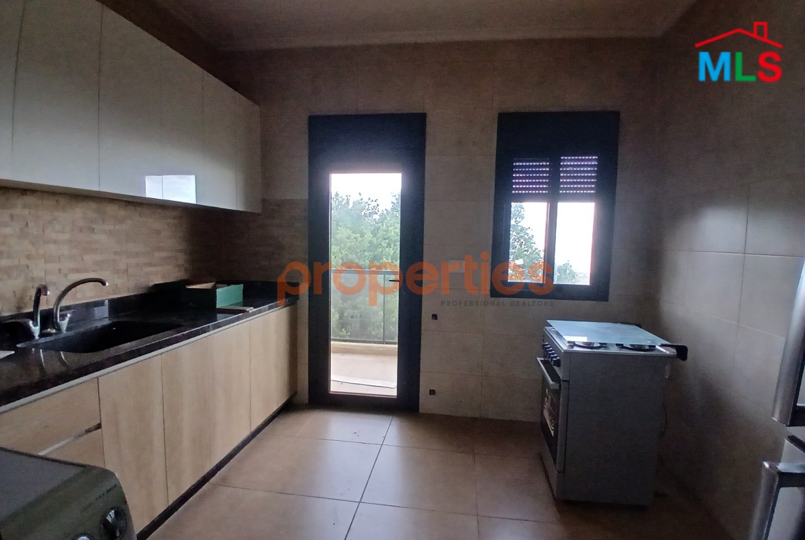Apartment For Sale In Safra – CPJGK44