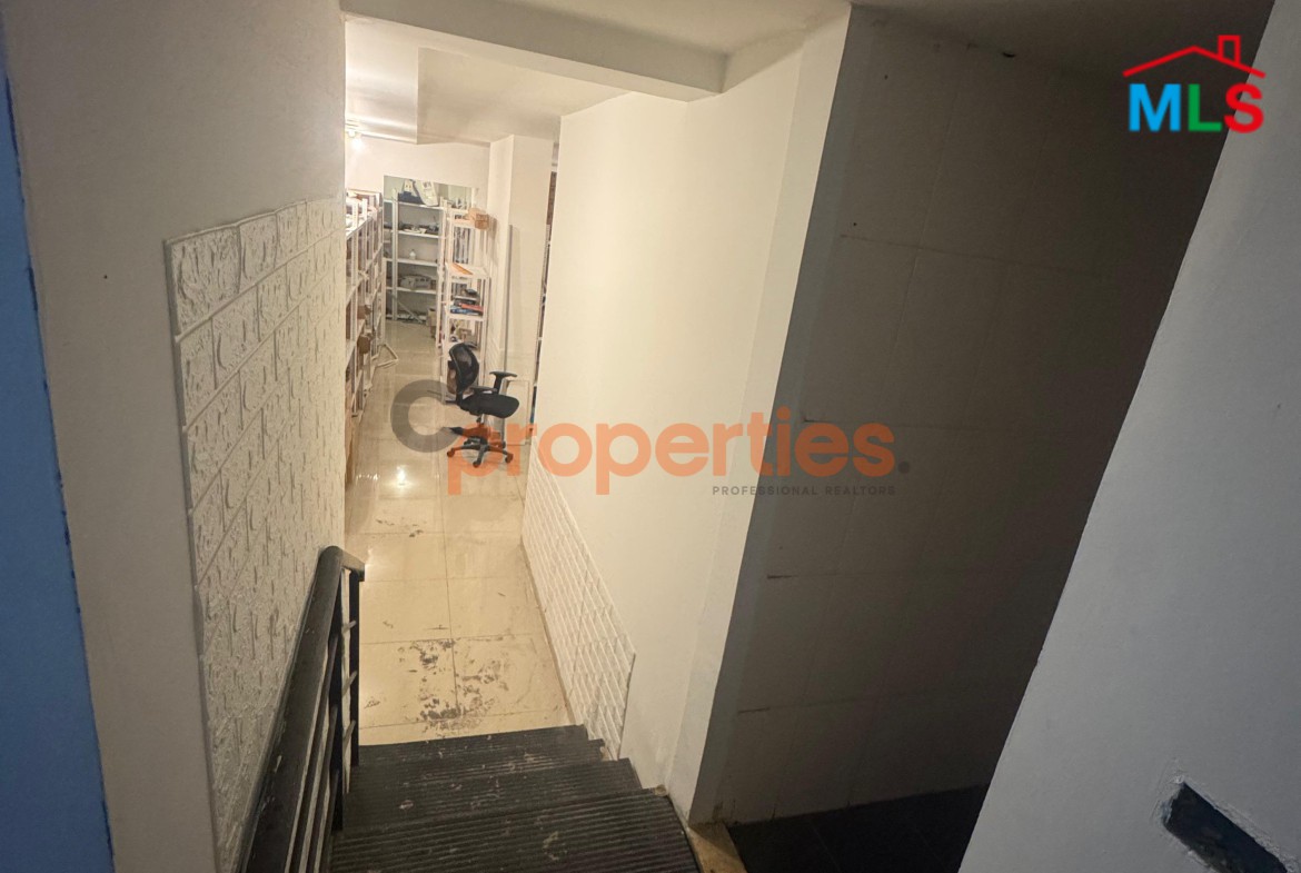 Prime Commercial Shop for Sale in Zalka – CPFY88