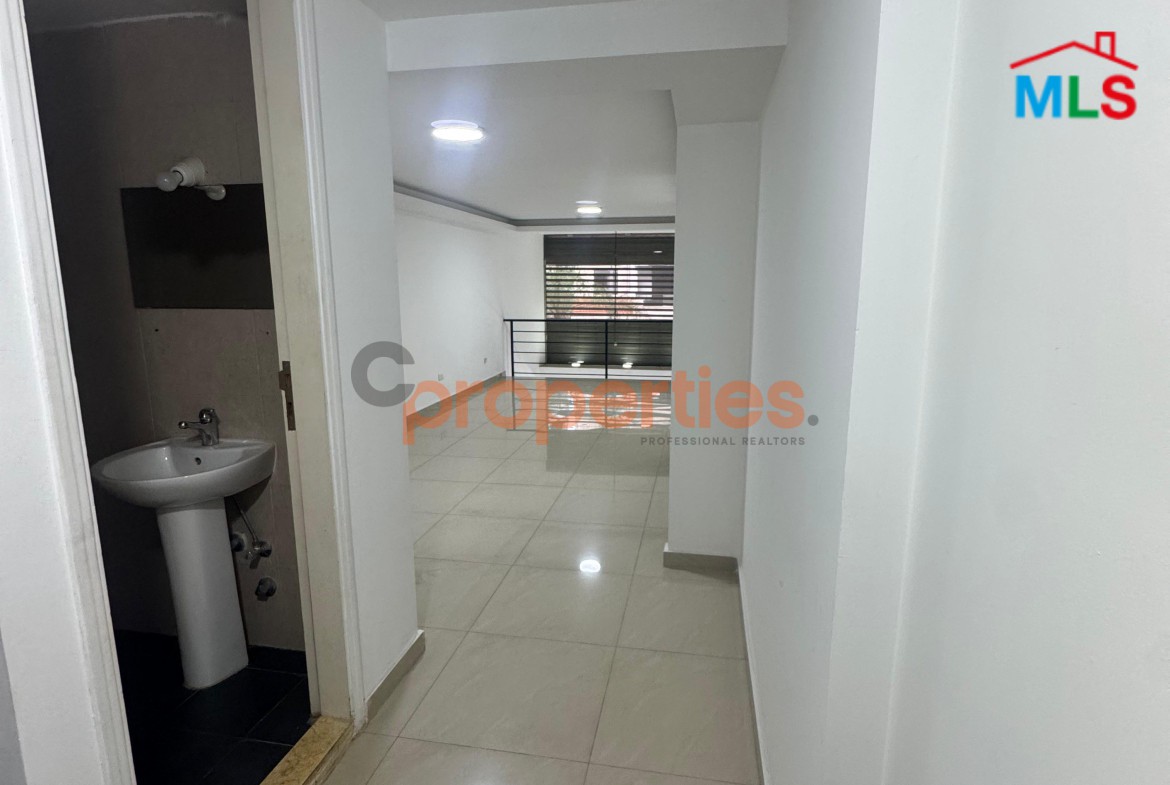 Prime Commercial Shop for Sale in Zalka – CPFY88