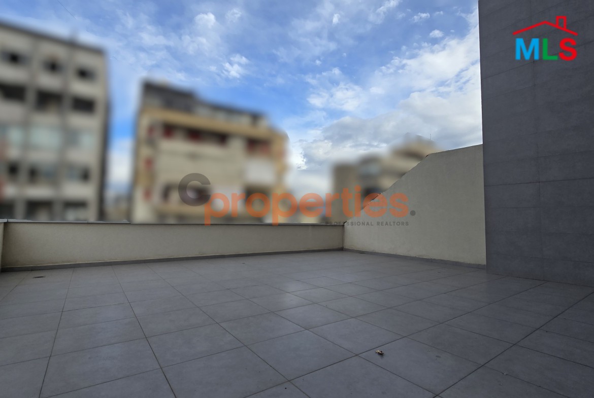 Office For Sale In Furn El Chebbak – CPJA39