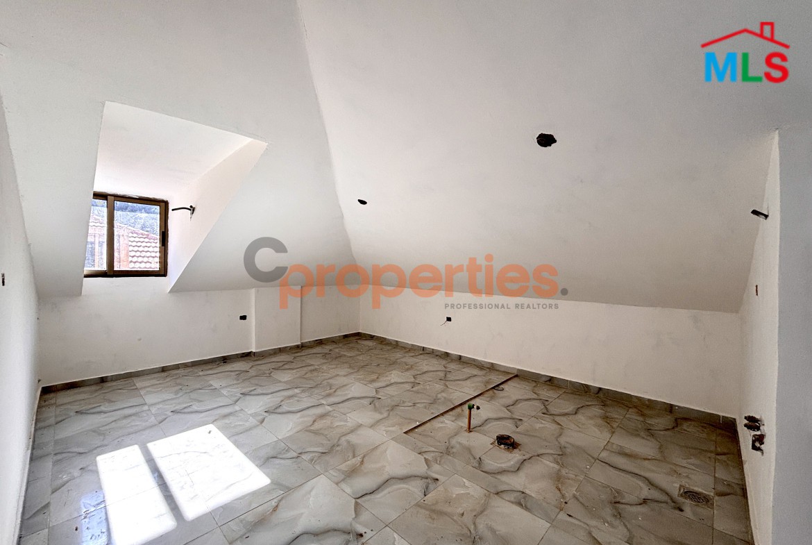 Duplex for sale in Broummana I with payment facilities – CPSK56
