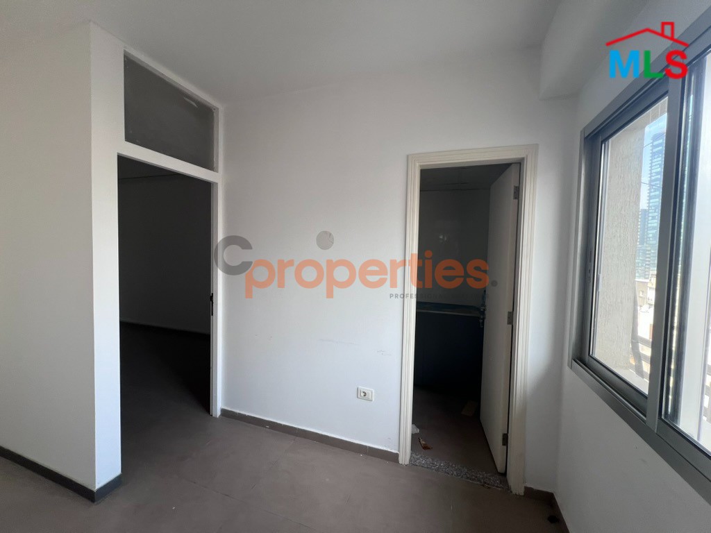 Office For Sale in Dekwaneh | CPCC84
