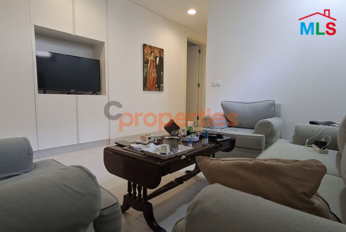 Apartment For Sale In Achrafieh – CPBWW78