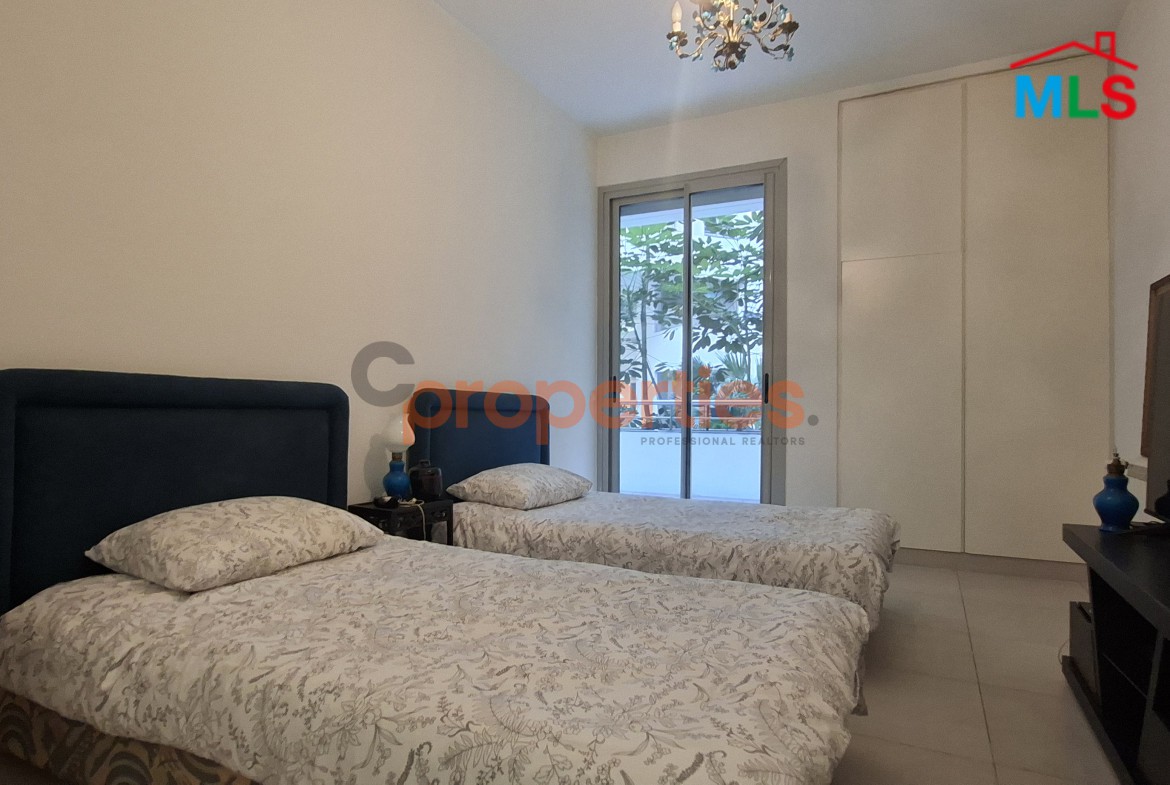 Apartment For Sale In Achrafieh – CPBWW78
