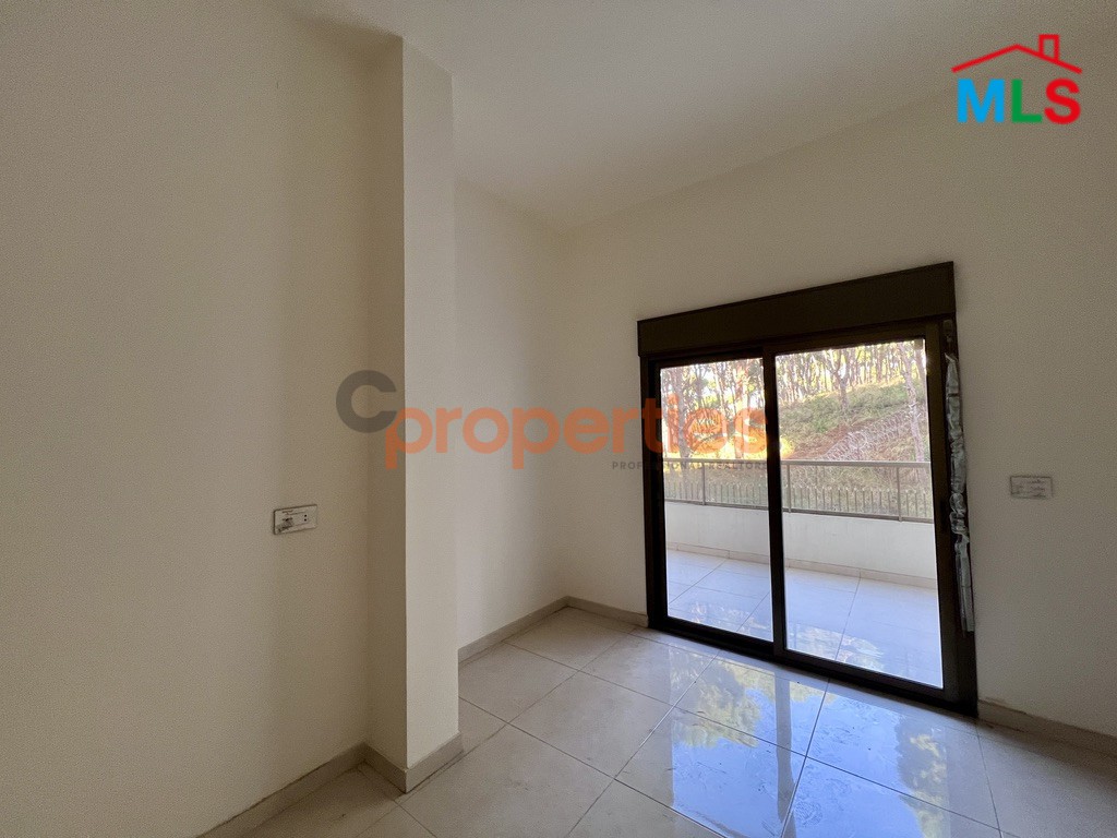 Luxurious Spacious Apartment For Sale in Mar Roukoz | CPCC80
