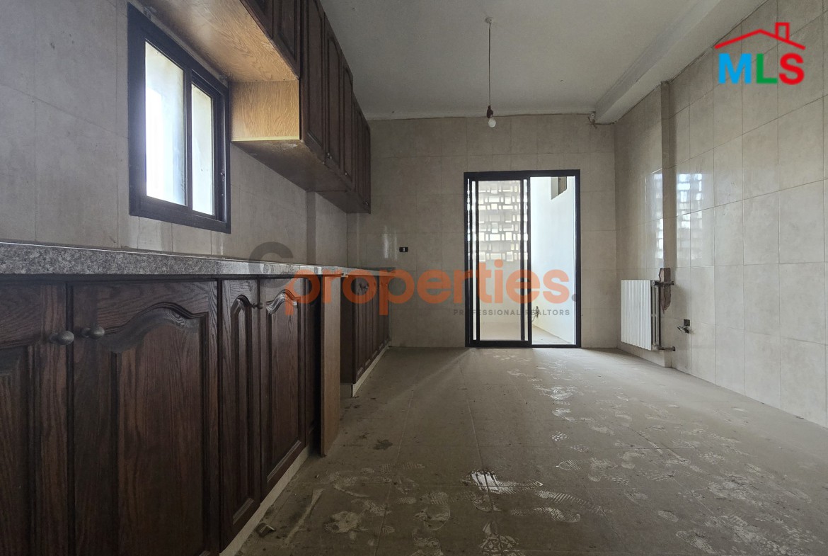 Apartment For Sale In Furn El Chebbak – CPJA26