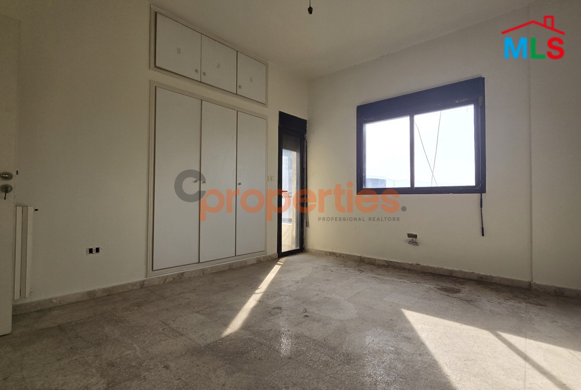 Apartment For Sale In Furn El Chebbak – CPJA26