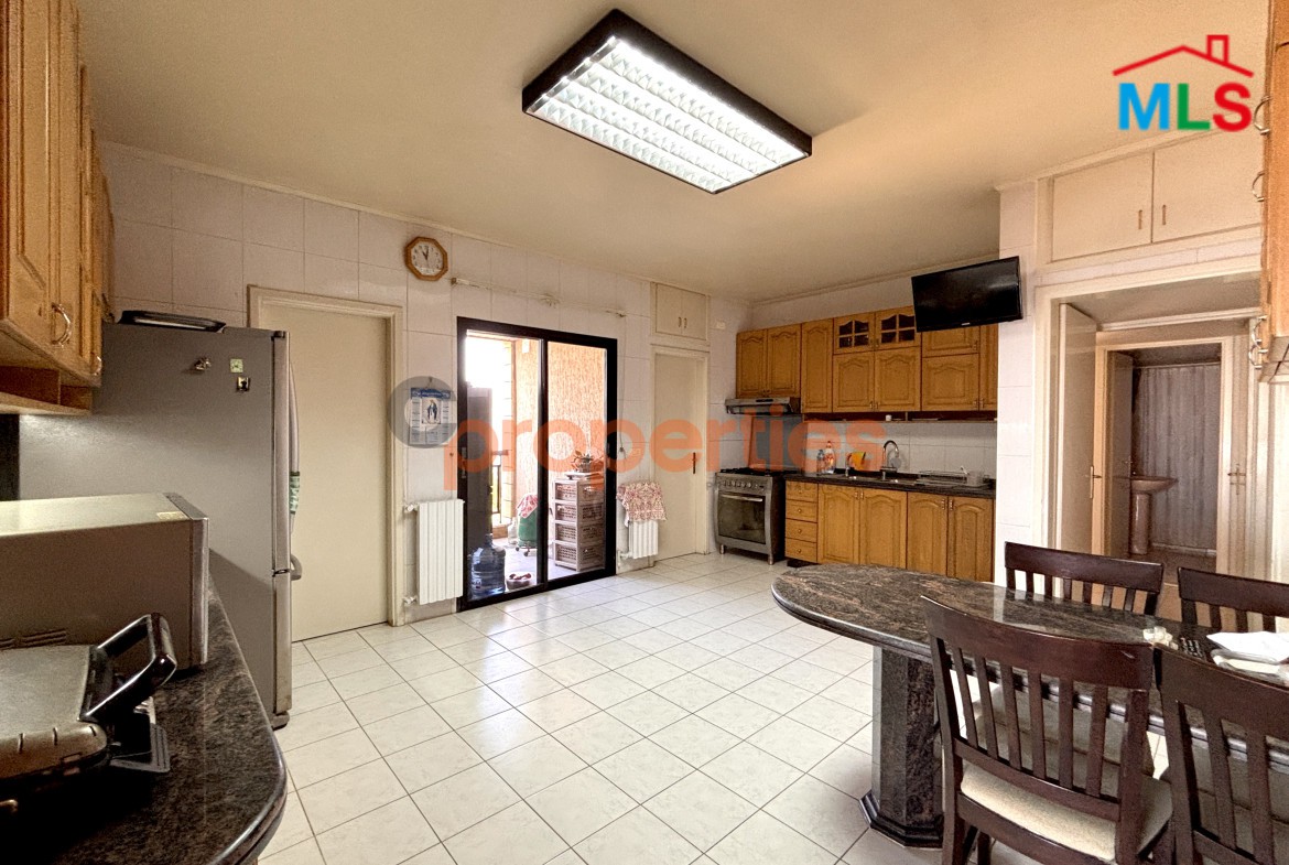 Apartment For Sale In Beit Mery | شقة للبيع في بيت مري | CPCC192