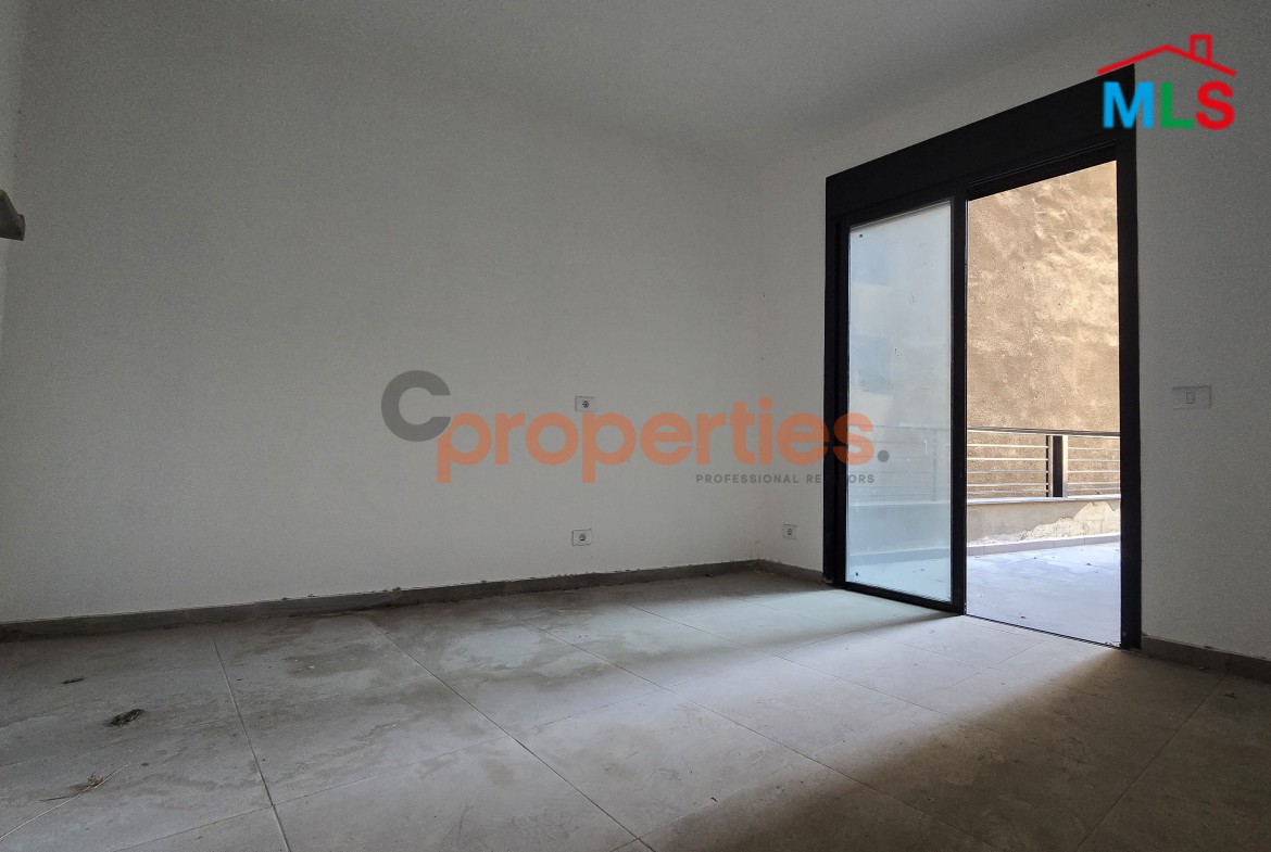 Apartment For Sale In Furn El Chebbak – CPJA19