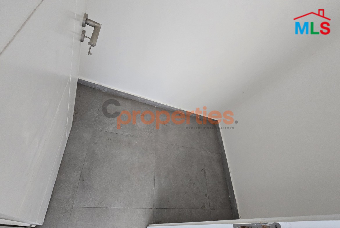 Apartment For Sale In Furn El Chebbak – CPJA18