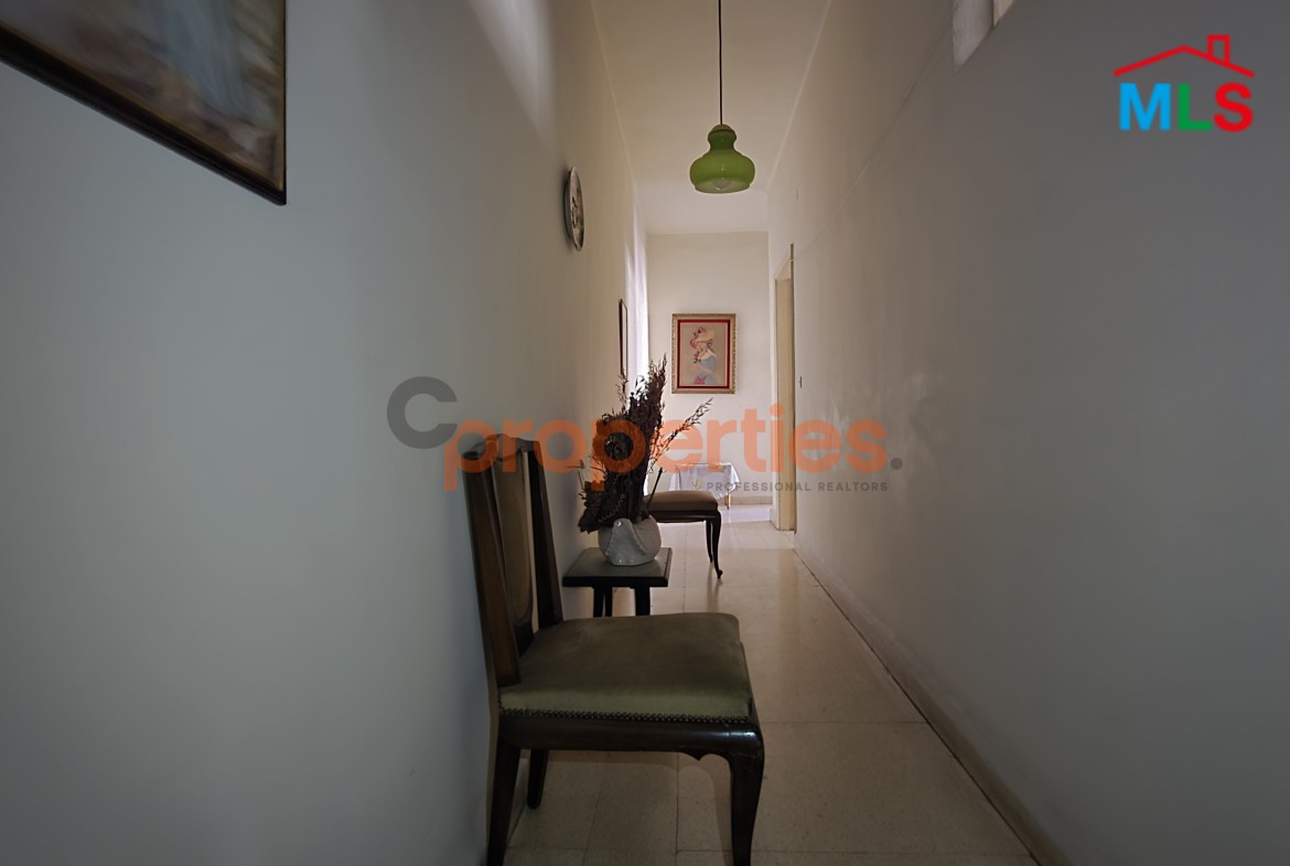 Apartment For Sale In Ain El Remmaneh – CPJA16