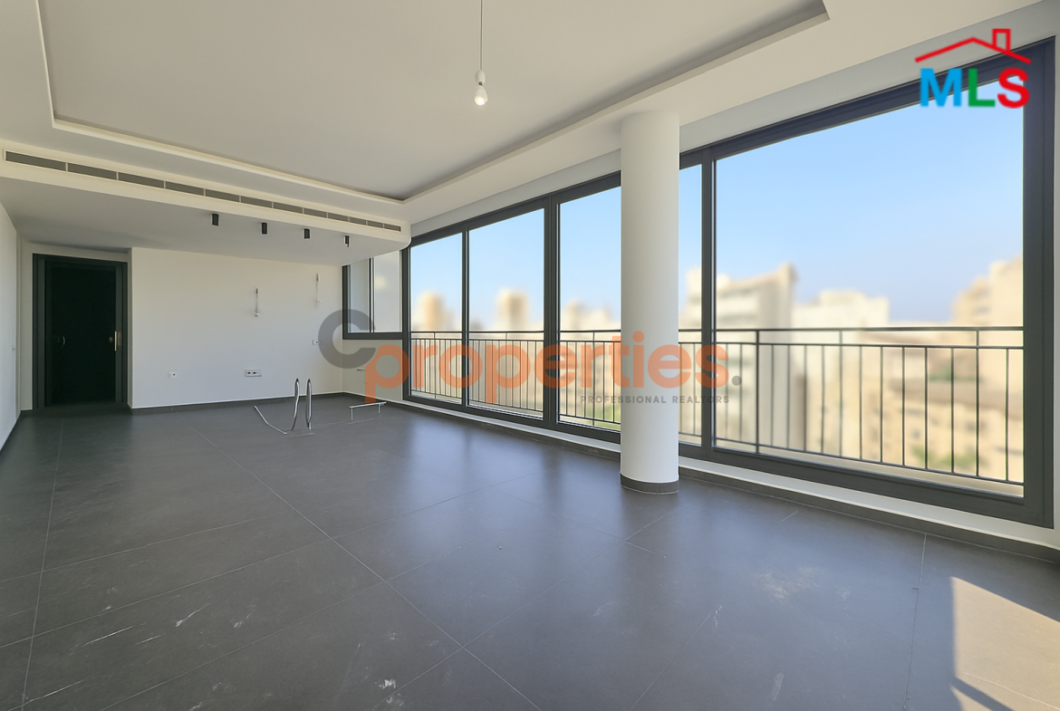Apartment For Sale In Achrafieh – CPBWW72