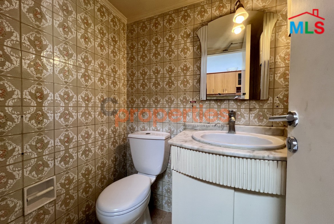 Prime Office For Sale in Dekwaneh – Sin-El-Fil | مكتب للبيع في الدكوانة – سن الفيل | CPCC66