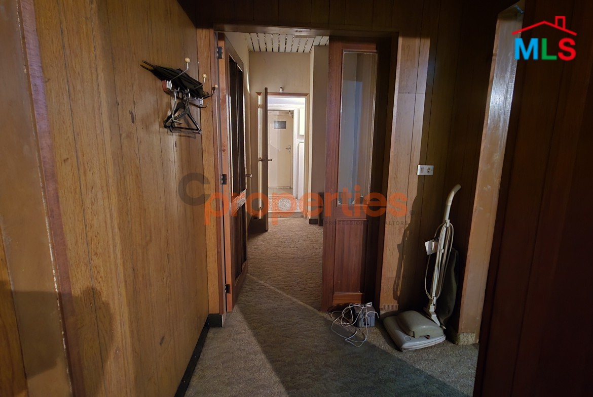 Commercial Space / Shop with Basement For Sale In Furn El Chebbak – CPJA09