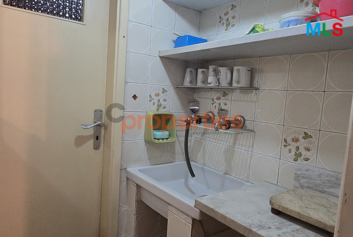Commercial Space / Shop with Basement For Sale In Furn El Chebbak – CPJA09