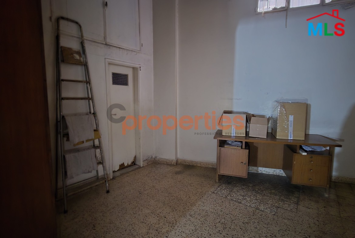 Commercial Space / Shop with Basement For Sale In Furn El Chebbak – CPJA09