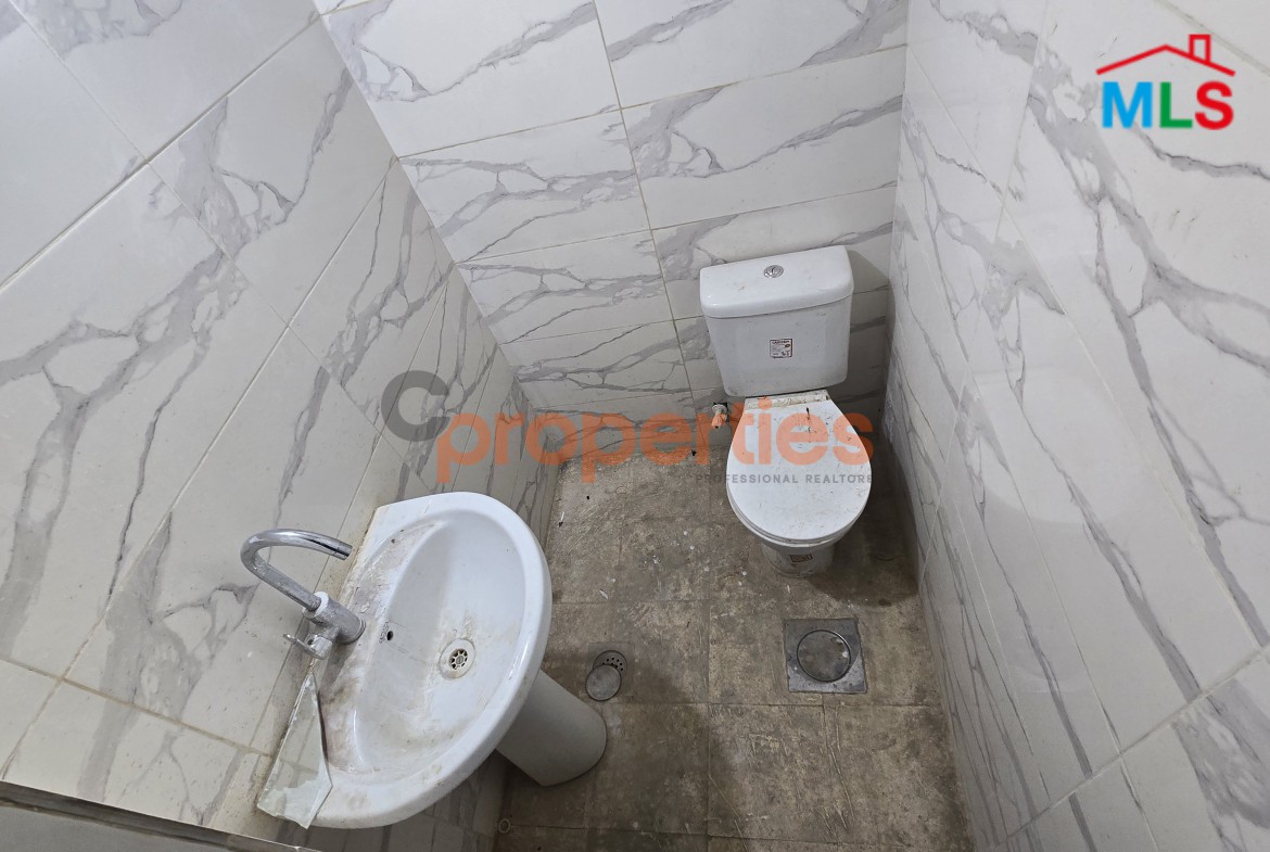Warehouse For Sale In Furn El Chebbak – CPJA11