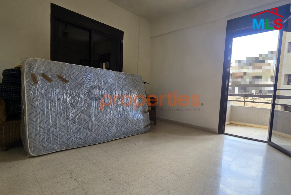 Apartment For Sale In Furn El Chebbak – CPJA10