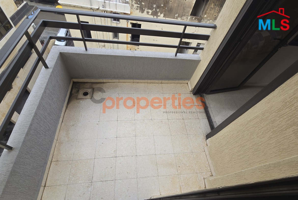 Apartment For Sale In Furn El Chebbak – CPJA10