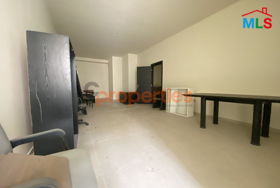 Office for Sale in Zalka – CPFY67