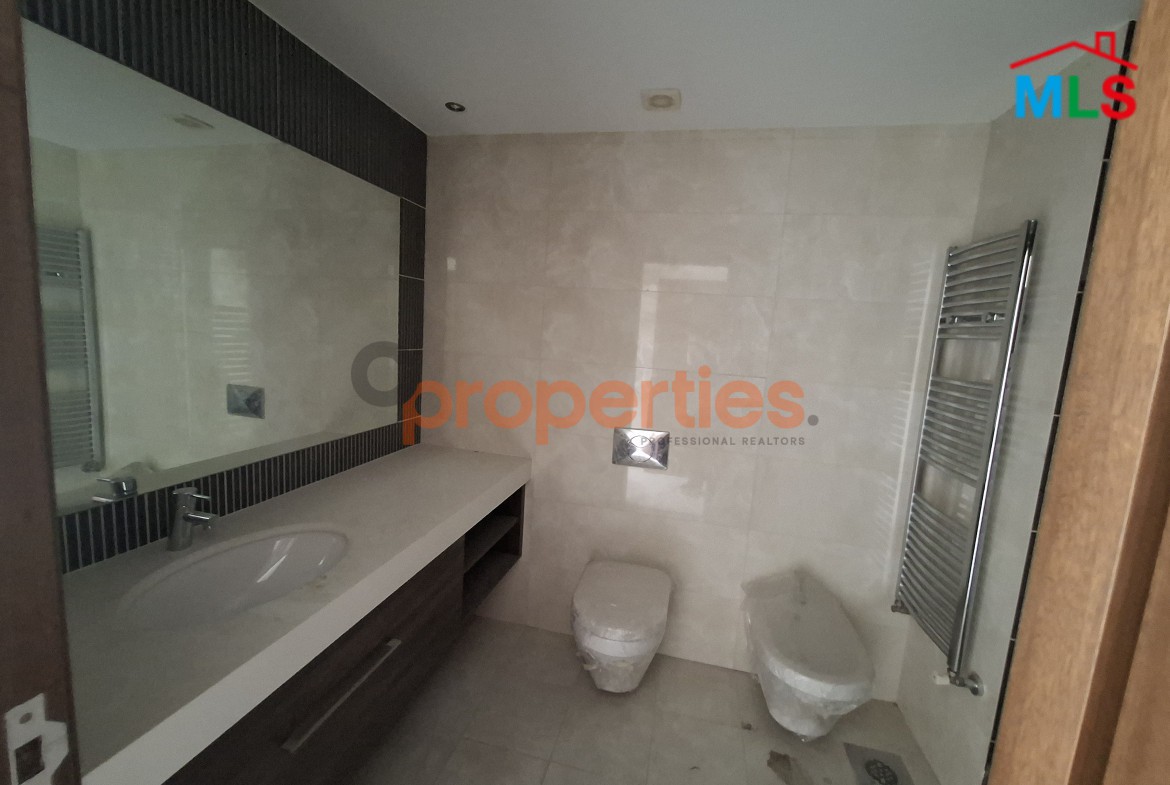 Apartment for Sale in Sahel Alma – CPKLK79