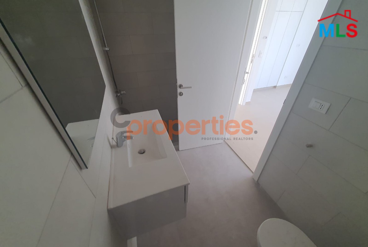 Apartment for sale in Achrafieh – CPBRN33
