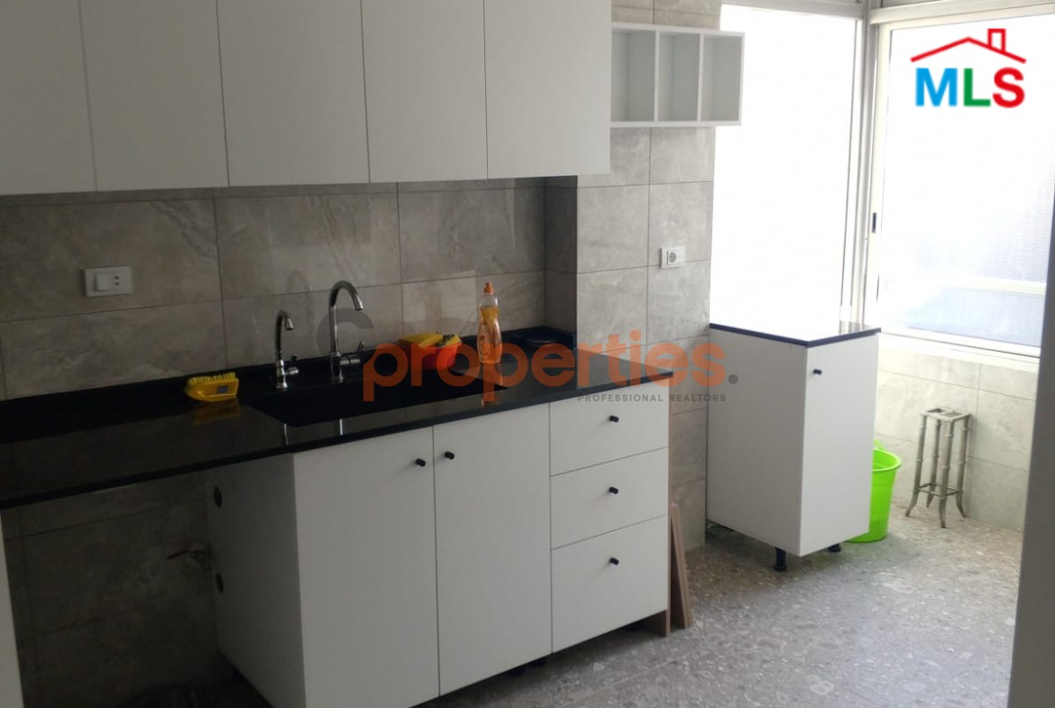 Apartment for Sale in Ras el Dekwaneh | CPCC51
