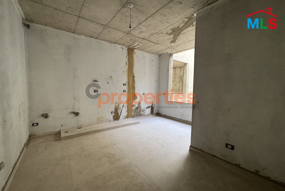Apartment for Sale in Ain Aalak – CPMF38