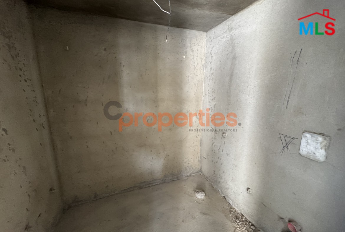 Apartment for Sale in Ain Aalak – CPMF38