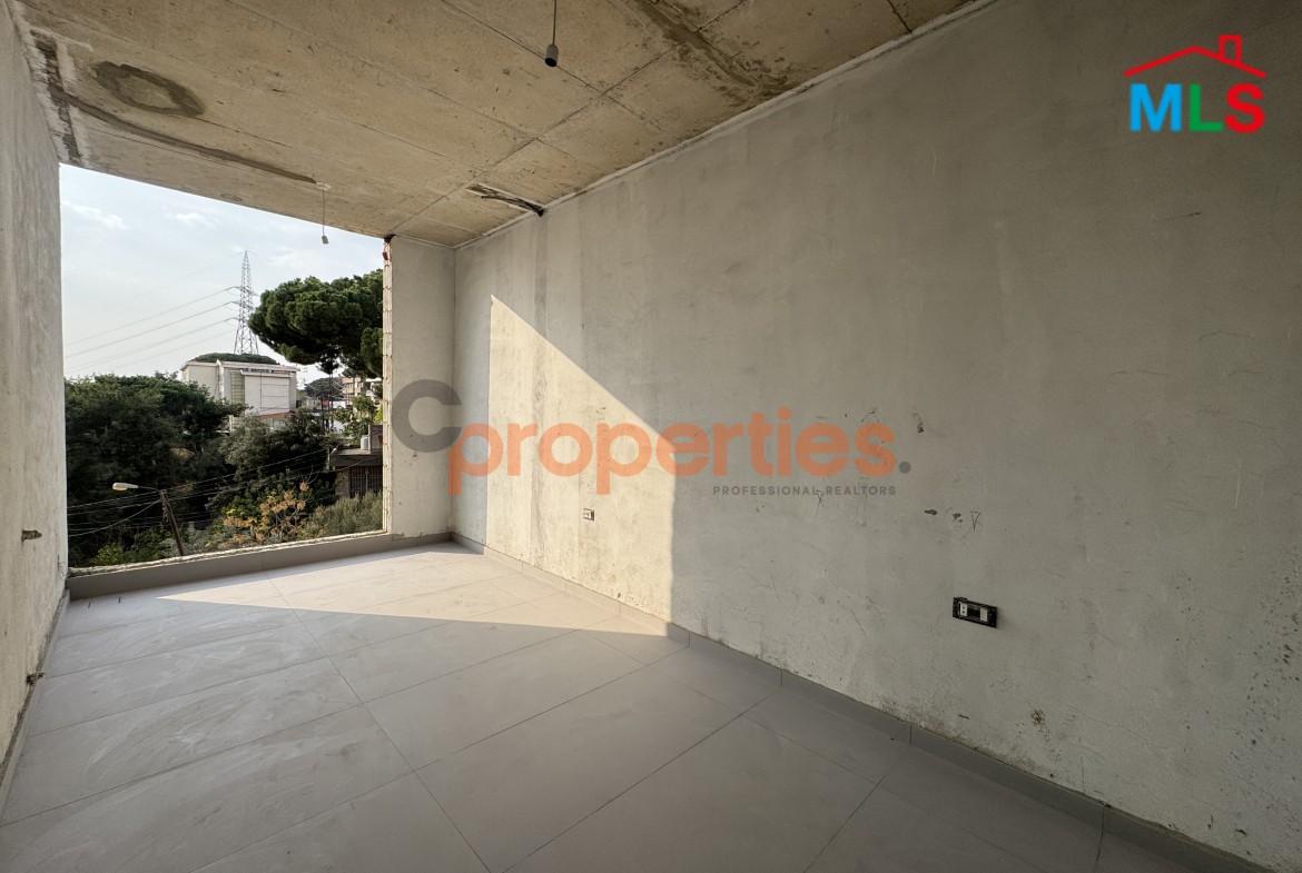 Apartment for Sale in Ain Aalak – CPMF38