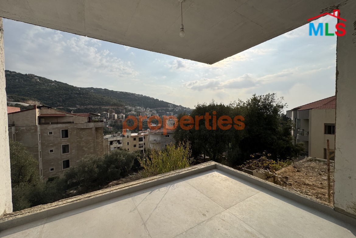 Apartment for Sale in Ain Aalak – CPMF37