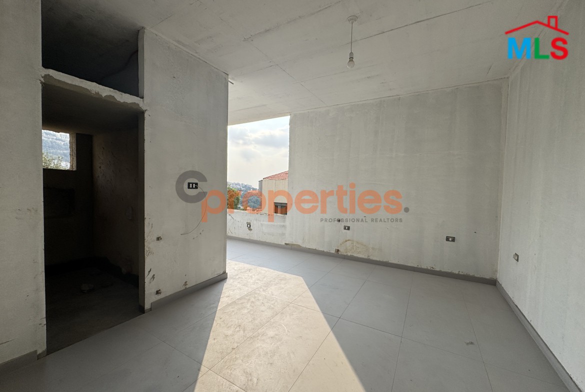 Apartment for Sale in Ain Aalak – CPMF37